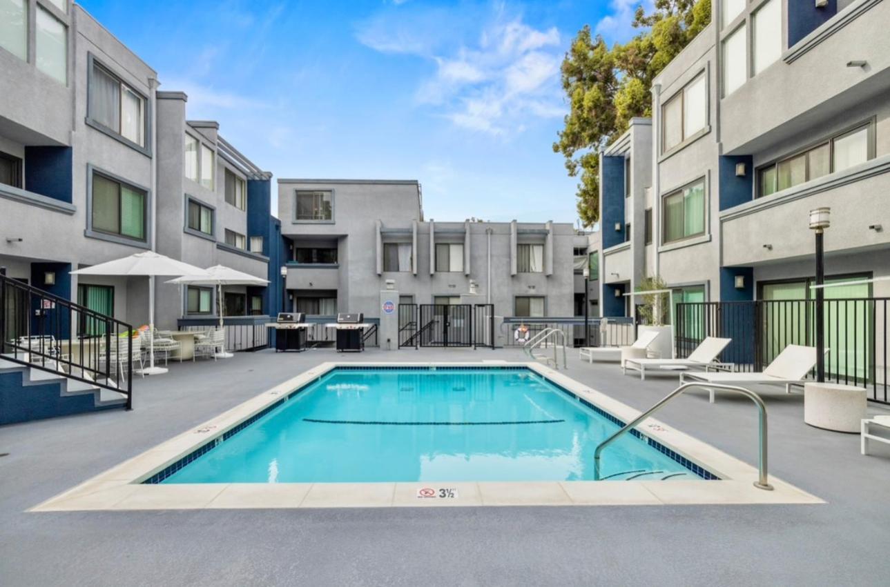 Elegant Hollywood Retreat - Spacious 2Br 2Ba Condo With Resort-Style Amenities Los Angeles Exterior foto